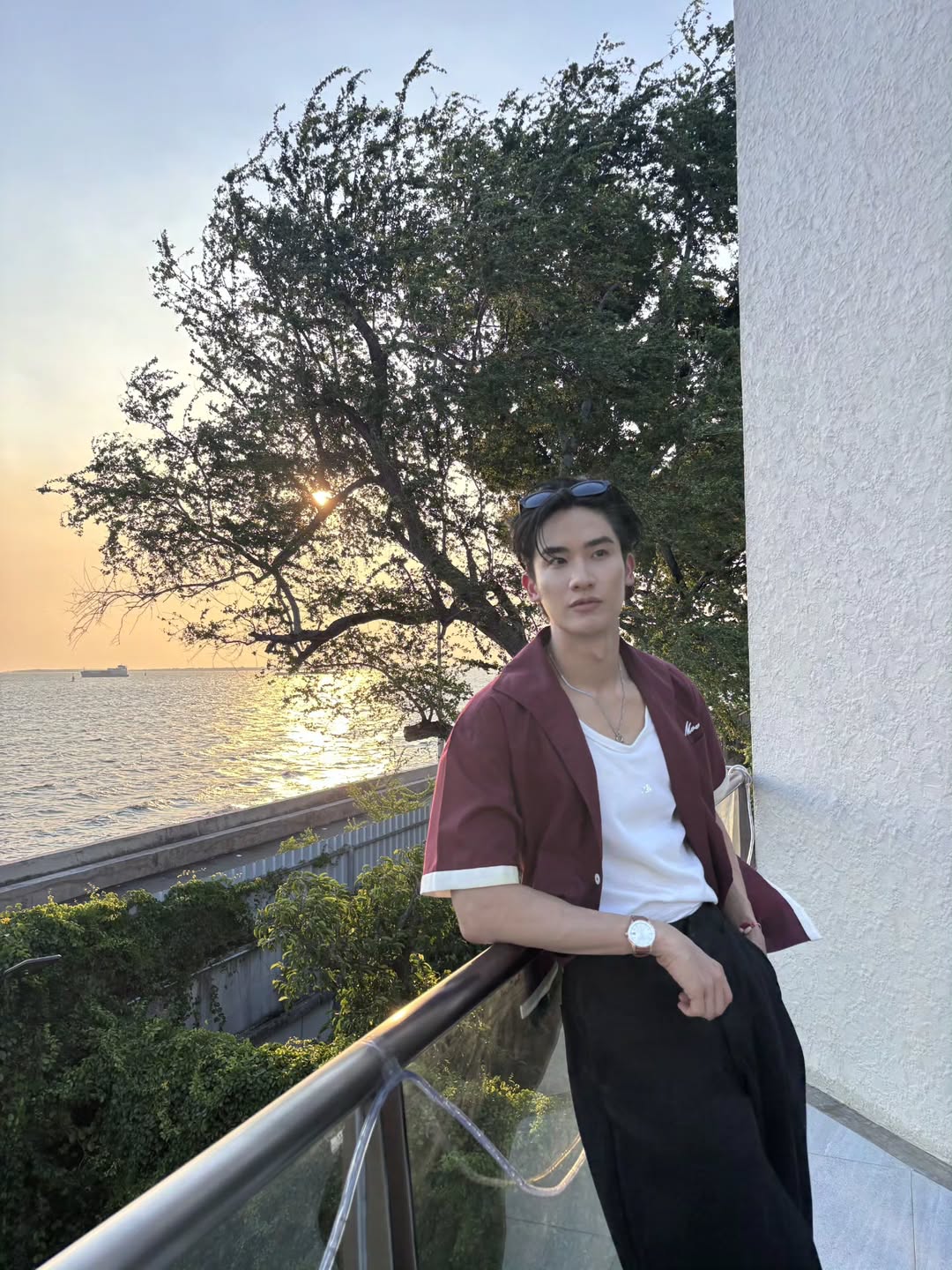 เต - ตะวัน วิหครัตน์