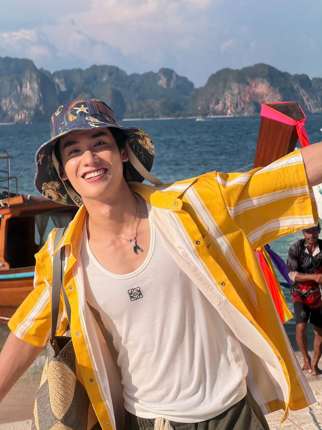 เต - ตะวัน วิหครัตน์