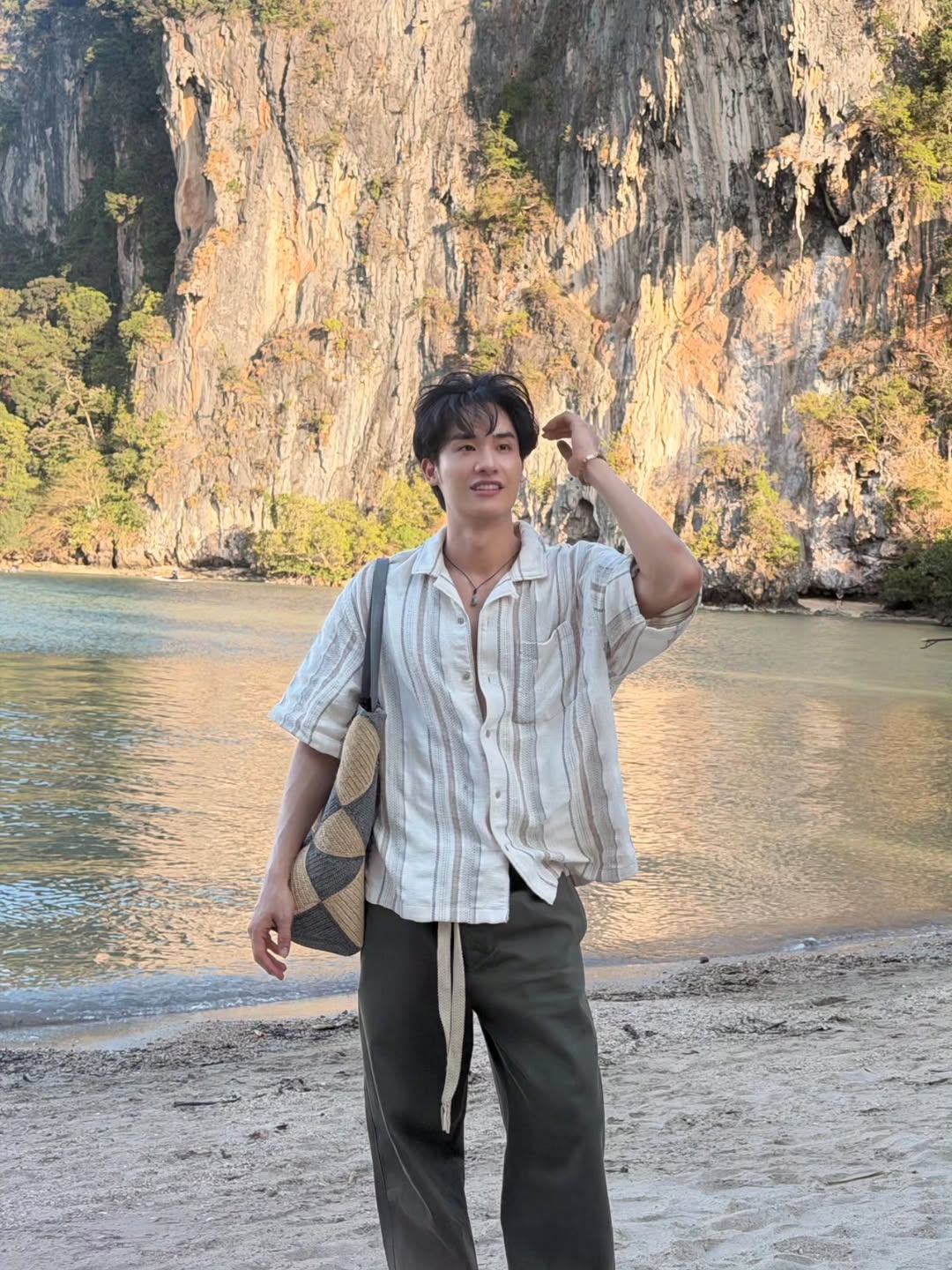 เต - ตะวัน วิหครัตน์