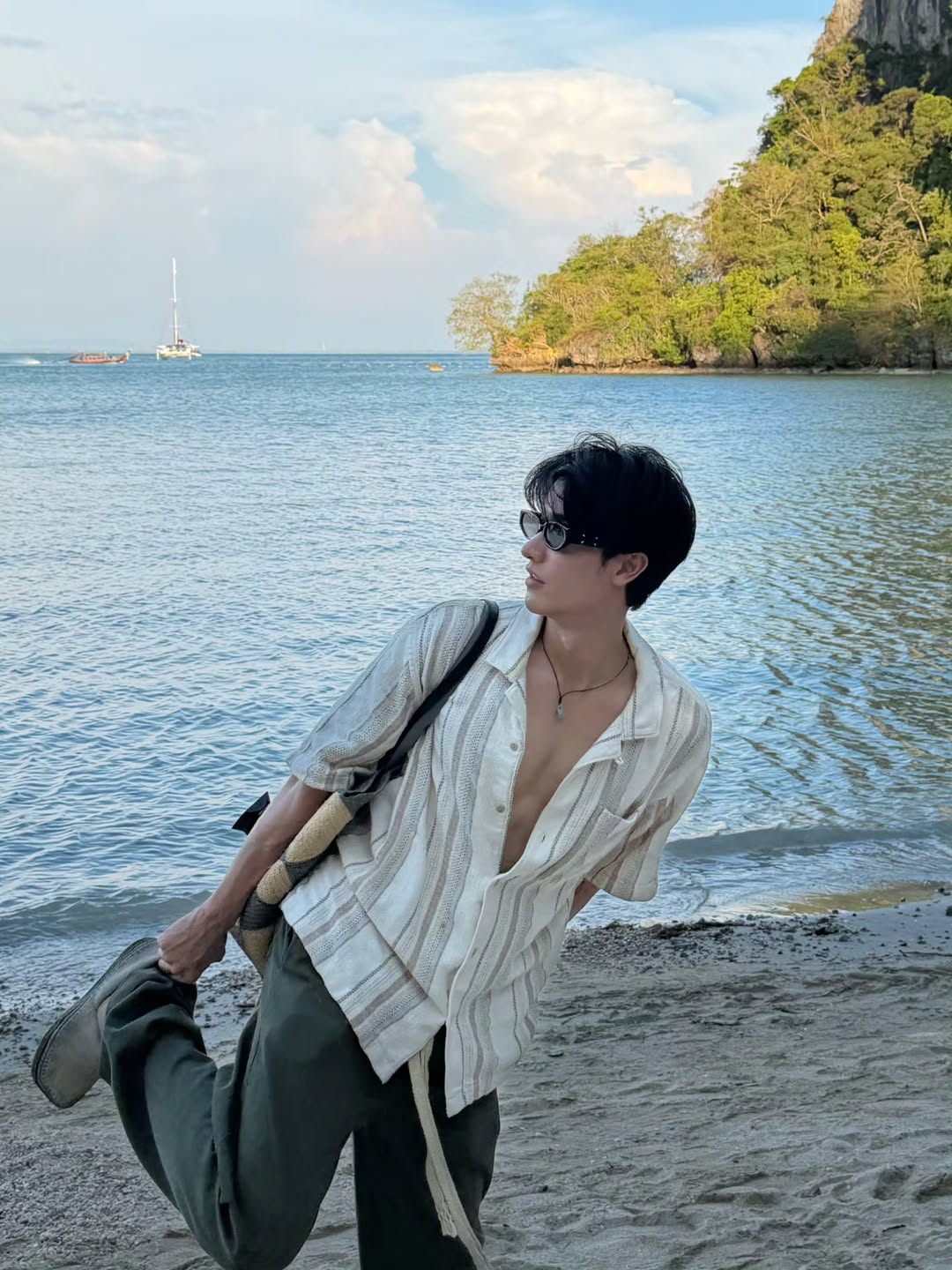 เต - ตะวัน วิหครัตน์