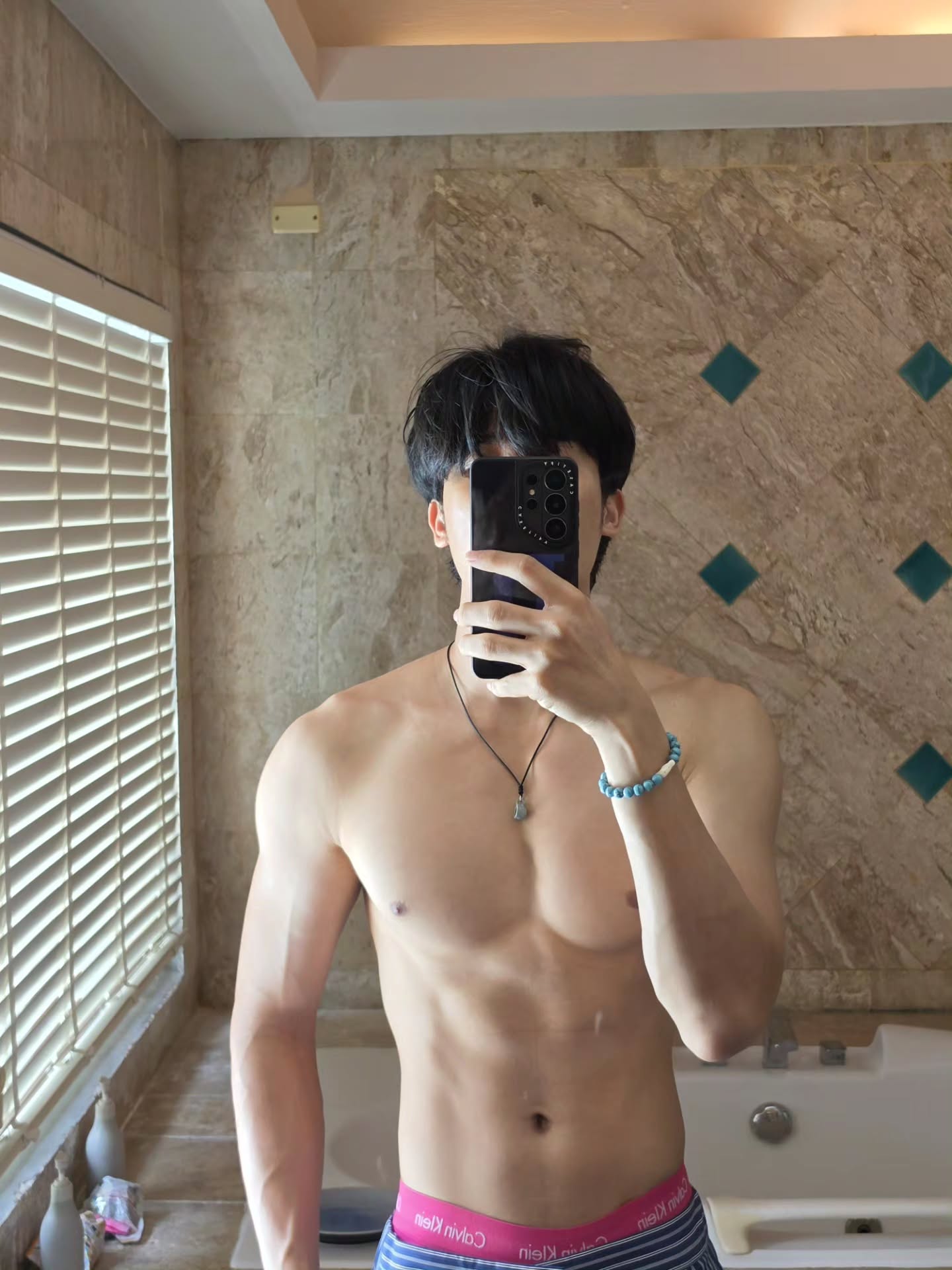เต - ตะวัน วิหครัตน์