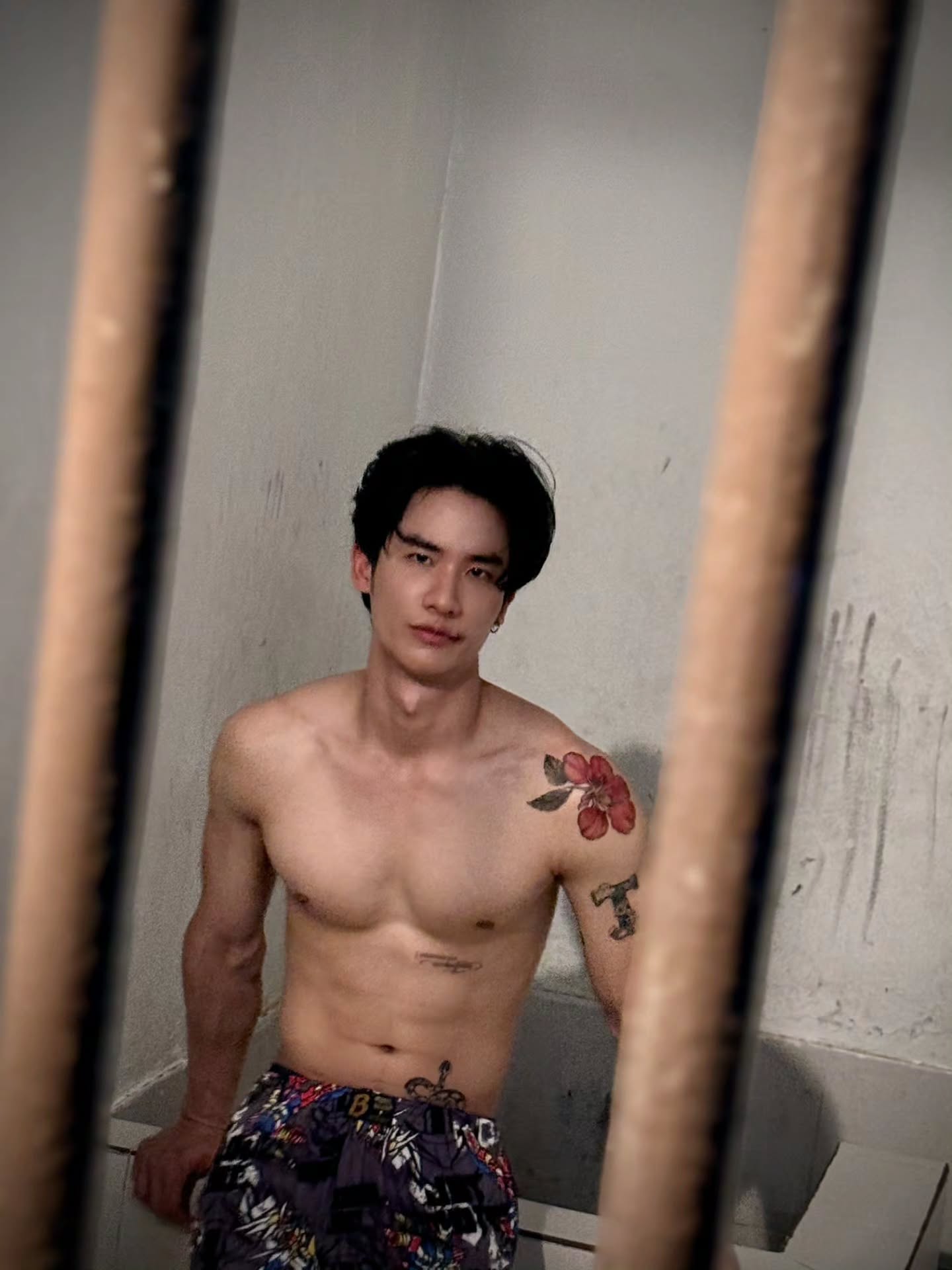 เต - ตะวัน วิหครัตน์