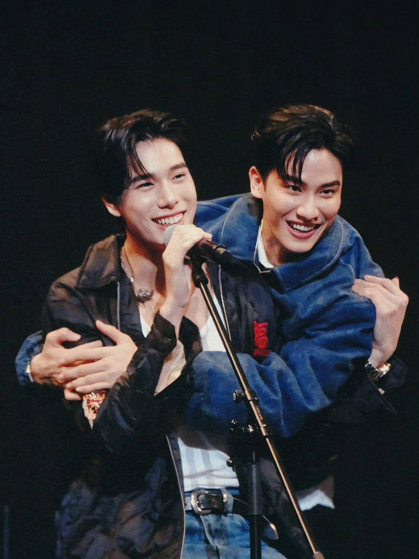 เต - ตะวัน วิหครัตน์