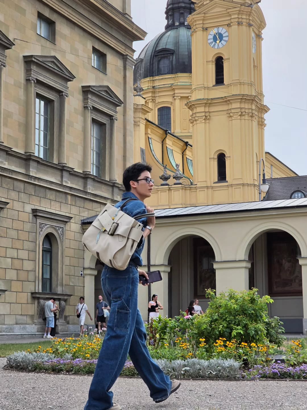 เต - ตะวัน วิหครัตน์