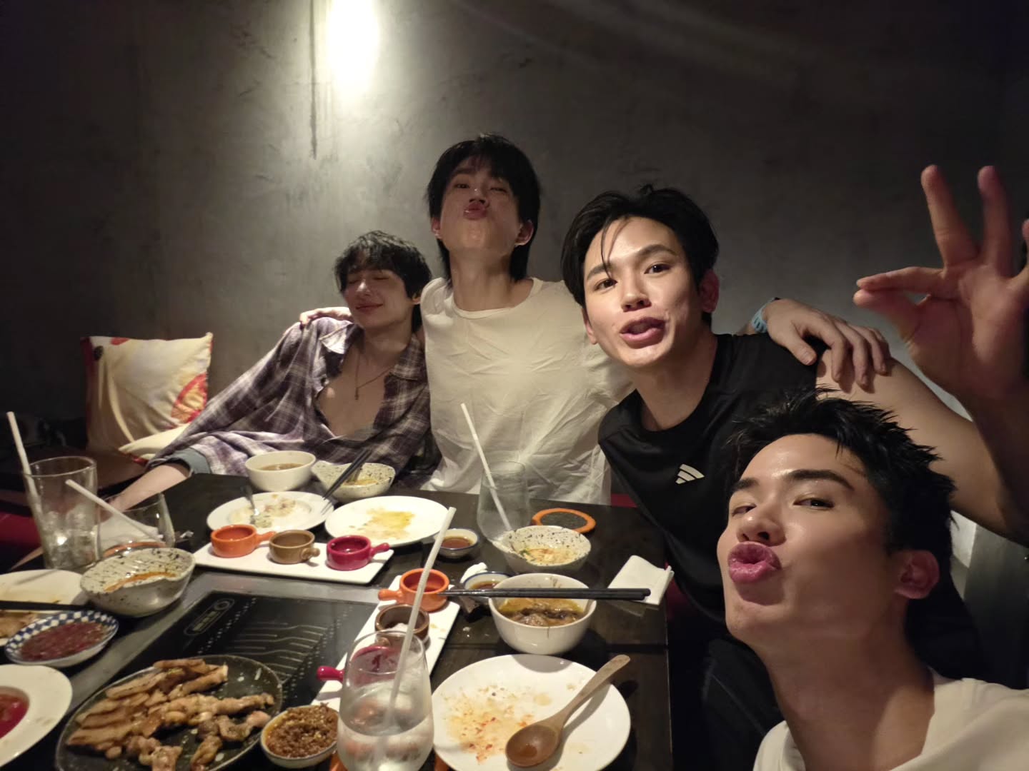 เต - ตะวัน วิหครัตน์