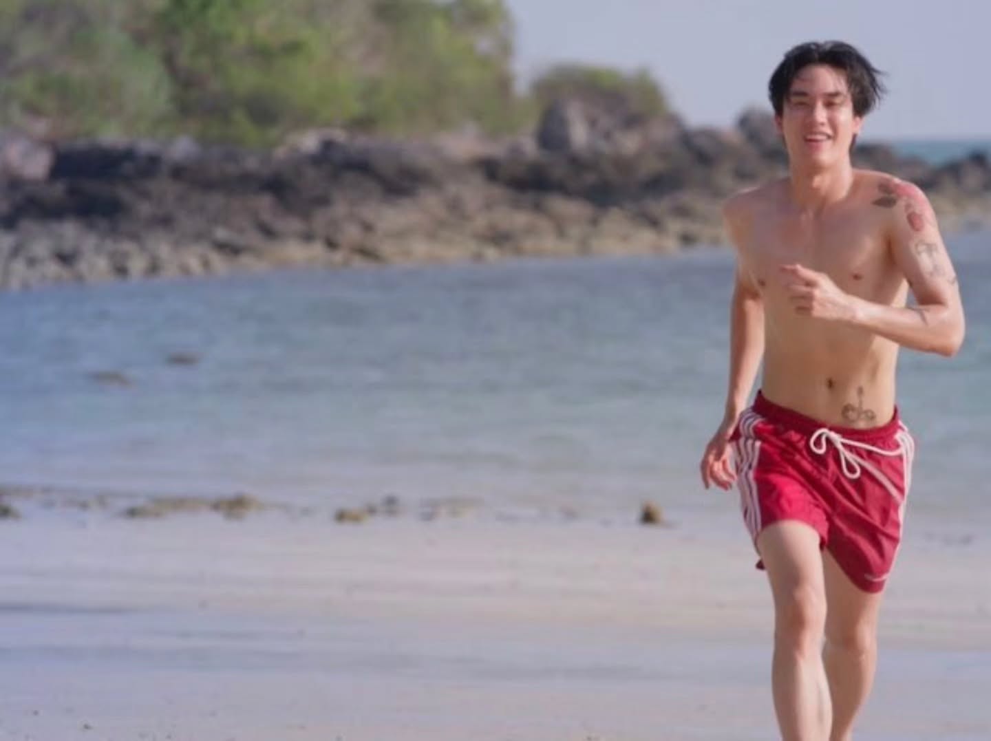 เต - ตะวัน วิหครัตน์