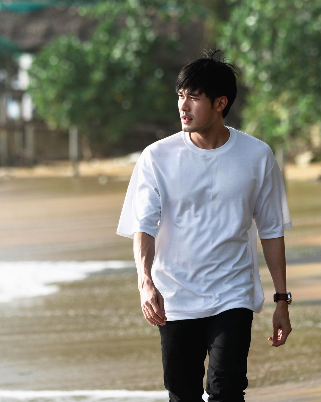 หน่อง - ธนา ฉัตรบริรักษ์
