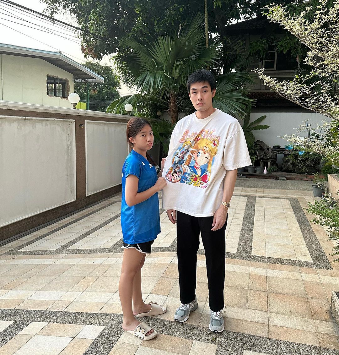 หน่อง - ธนา ฉัตรบริรักษ์