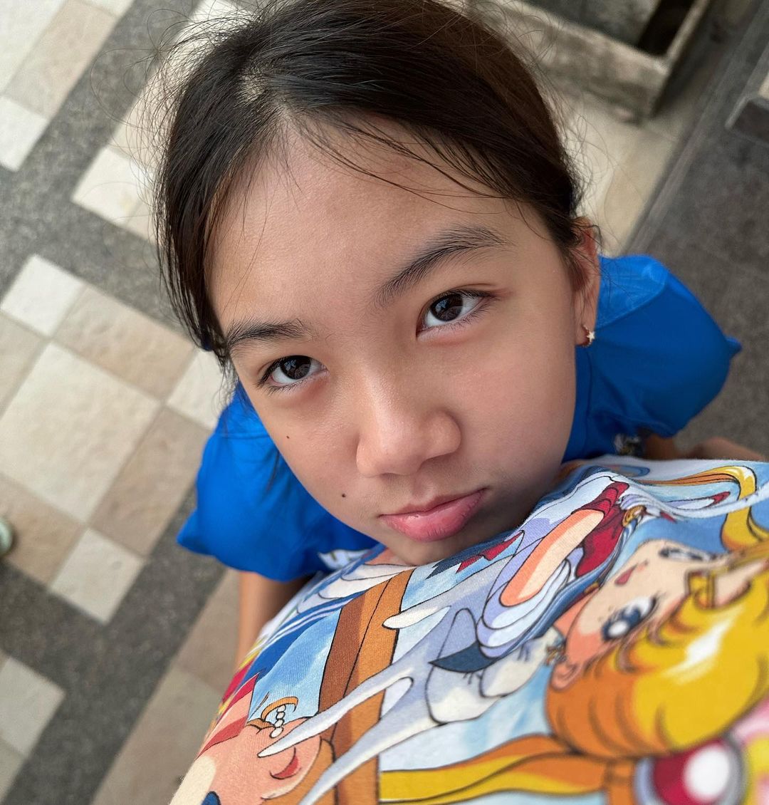 หน่อง - ธนา ฉัตรบริรักษ์