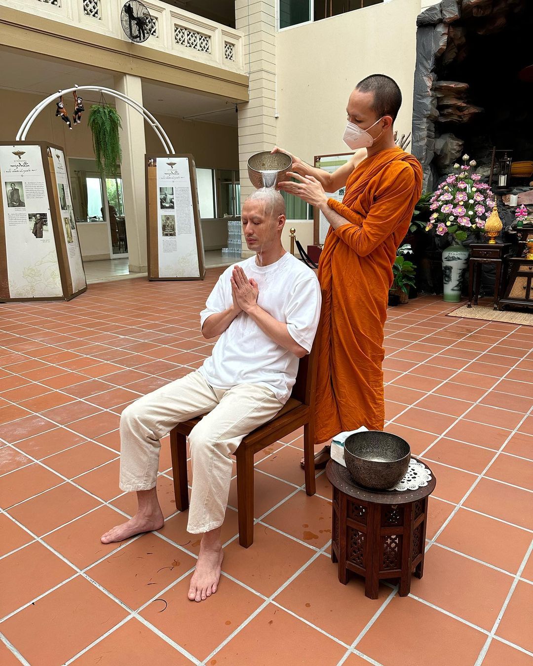 หน่อง - ธนา ฉัตรบริรักษ์