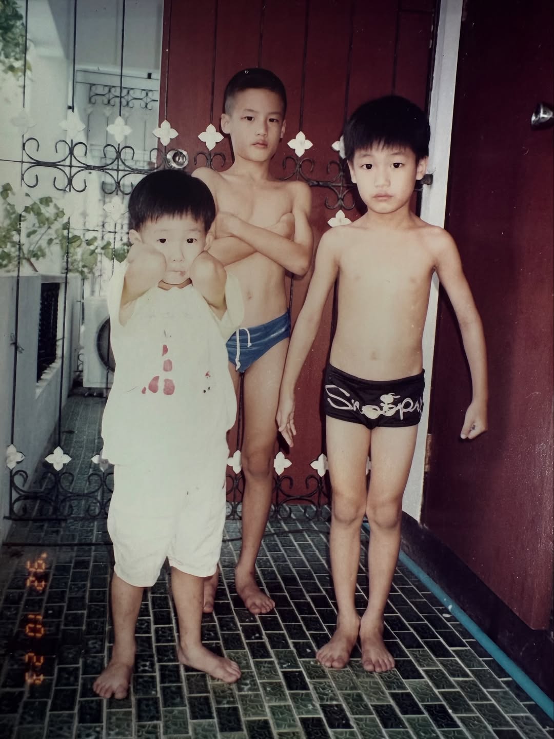 หน่อง - ธนา ฉัตรบริรักษ์