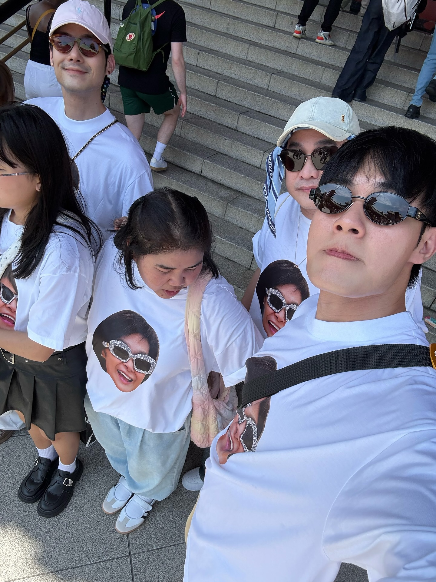 หน่อง - ธนา ฉัตรบริรักษ์