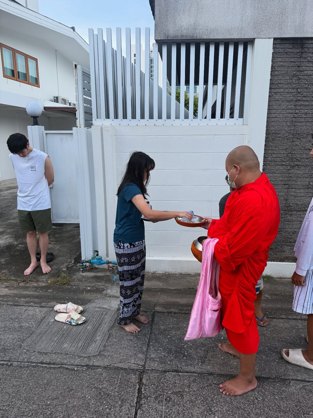 หน่อง - ธนา ฉัตรบริรักษ์