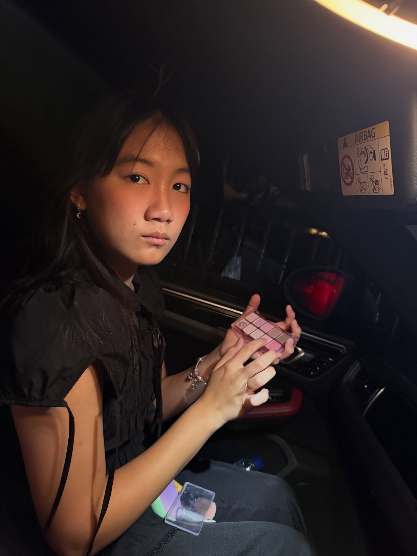 หน่อง - ธนา ฉัตรบริรักษ์