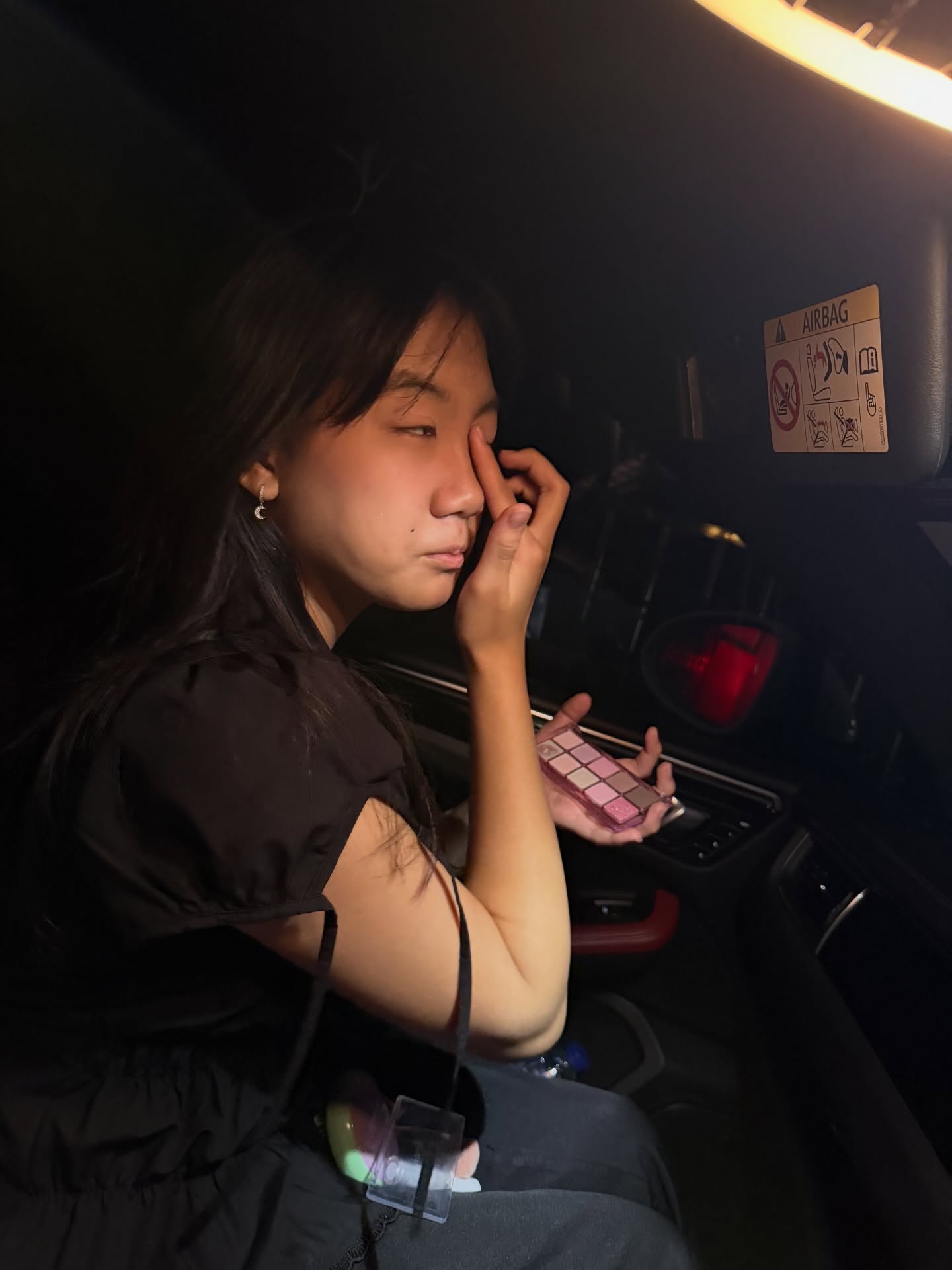 หน่อง - ธนา ฉัตรบริรักษ์