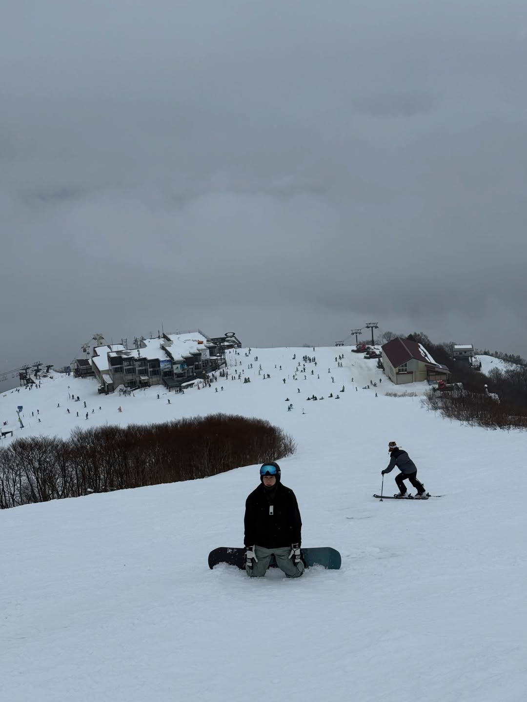 หน่อง - ธนา ฉัตรบริรักษ์