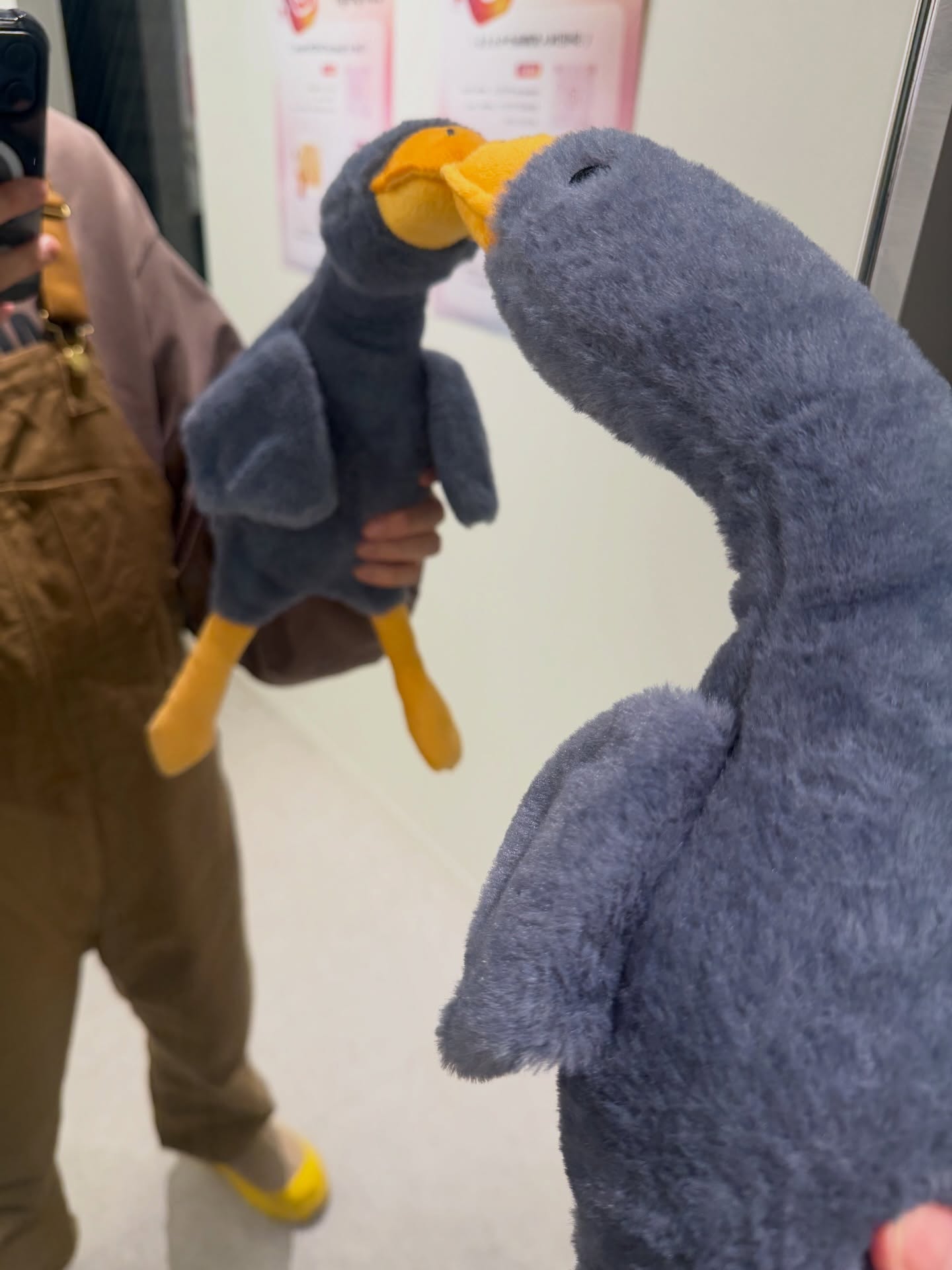 หน่อง - ธนา ฉัตรบริรักษ์