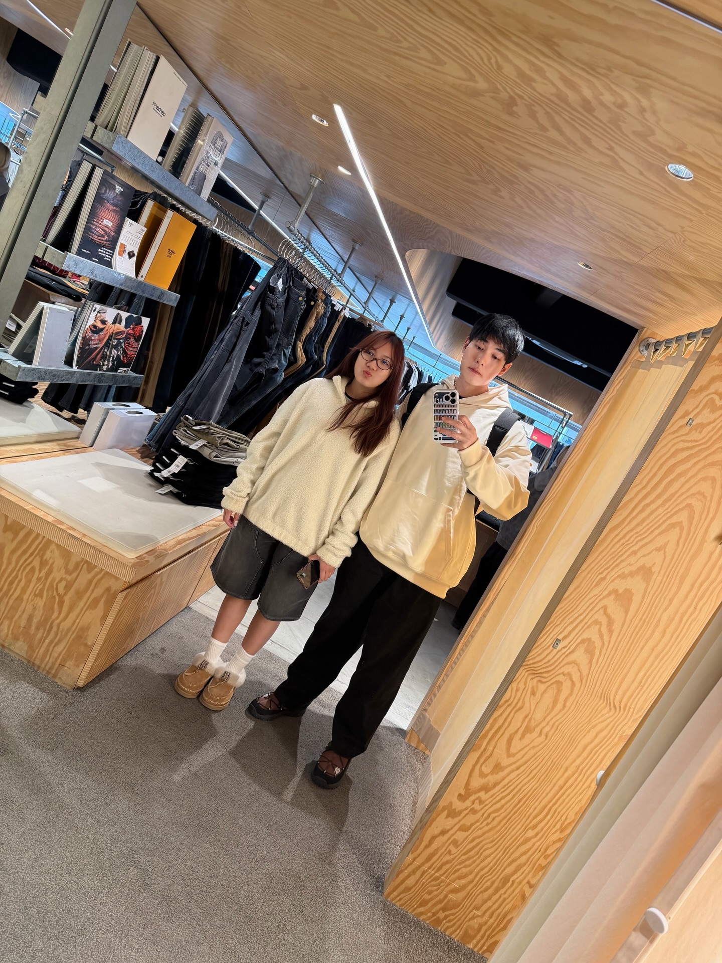 หน่อง - ธนา ฉัตรบริรักษ์