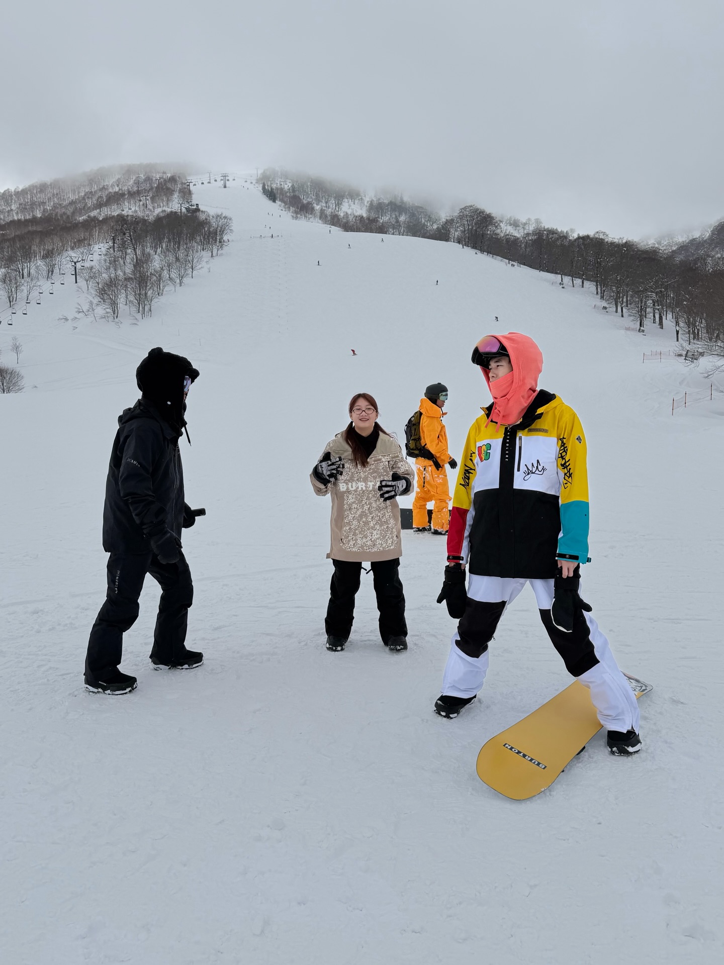 หน่อง - ธนา ฉัตรบริรักษ์