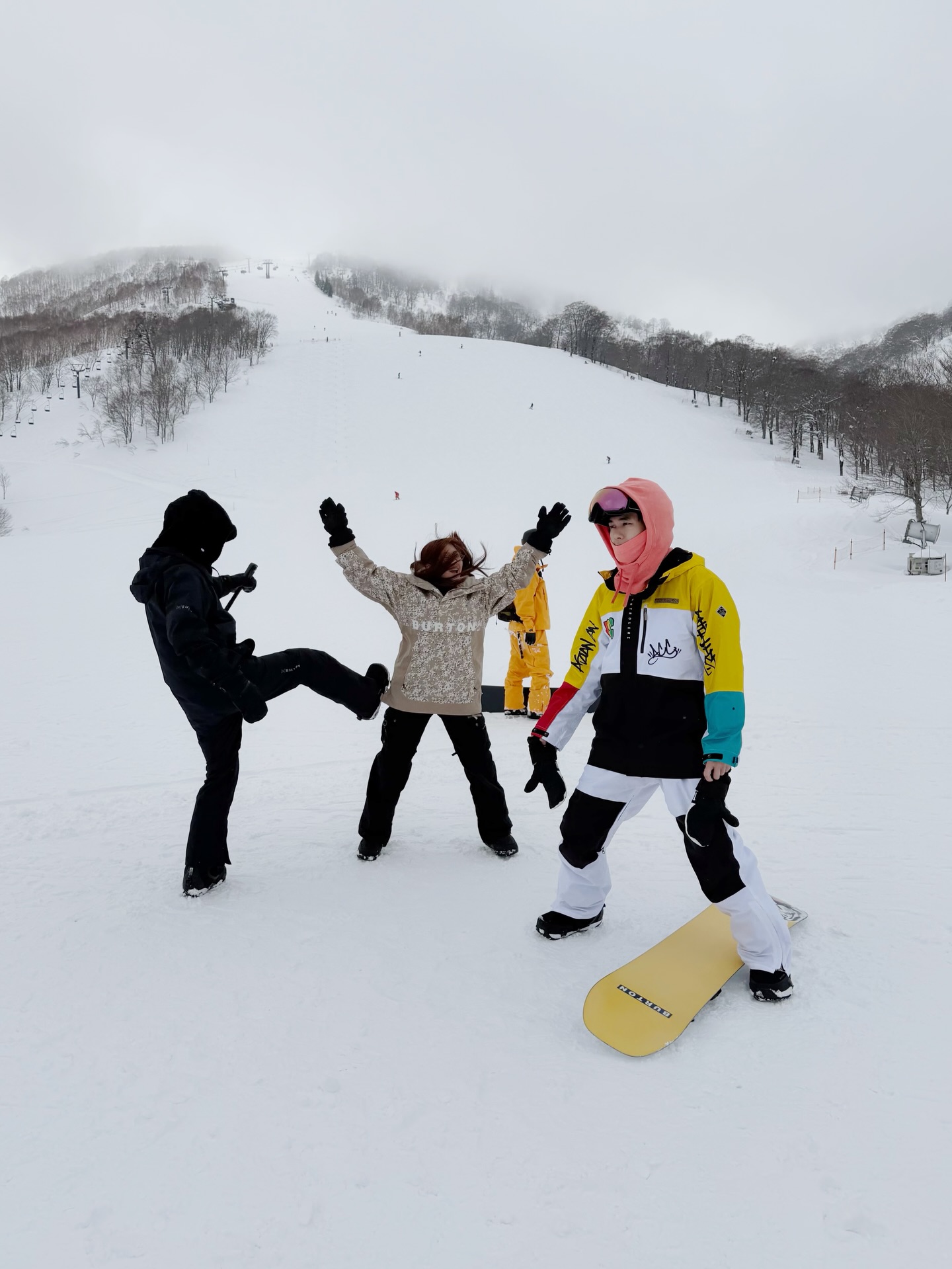 หน่อง - ธนา ฉัตรบริรักษ์