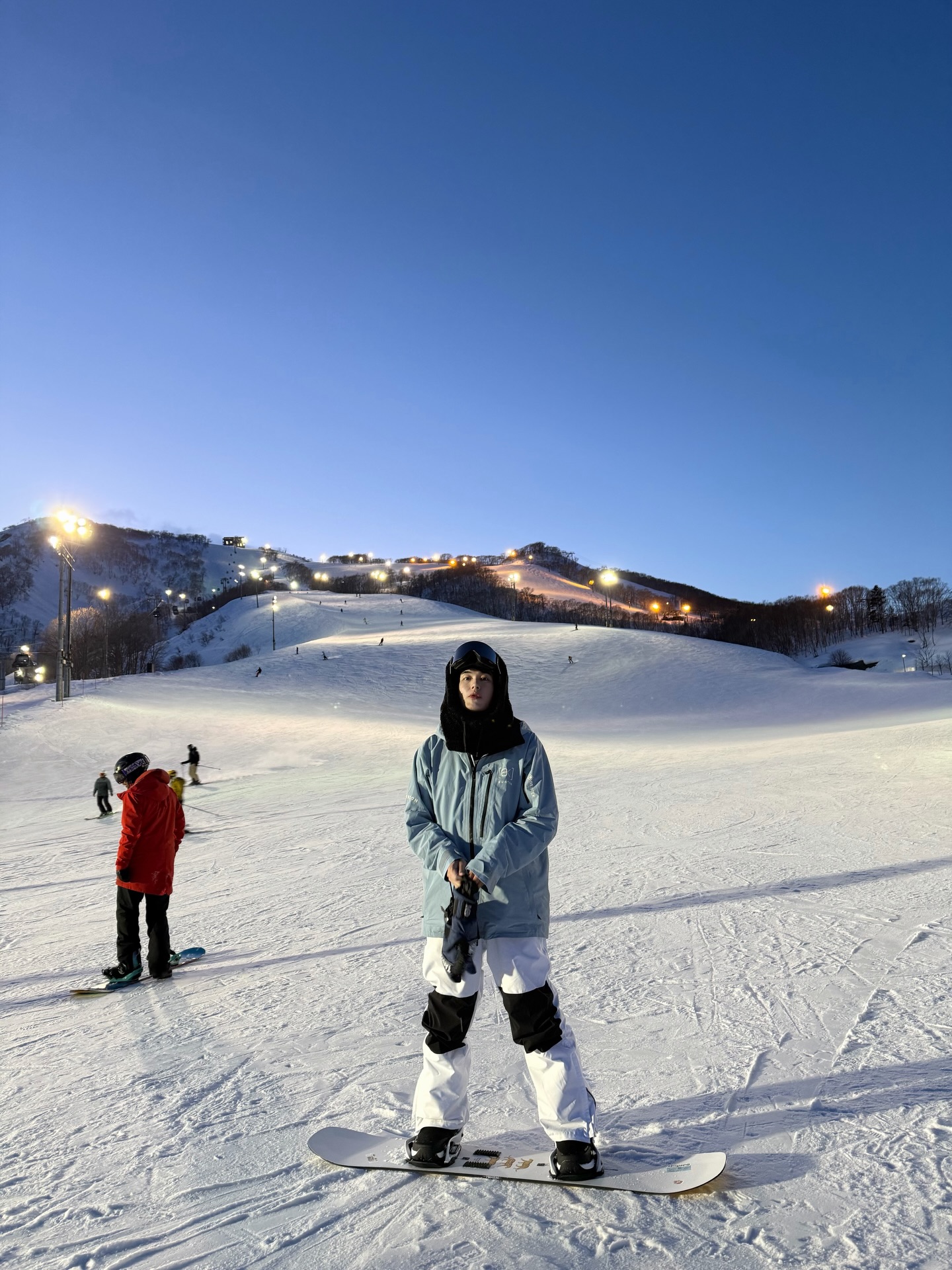 หน่อง - ธนา ฉัตรบริรักษ์