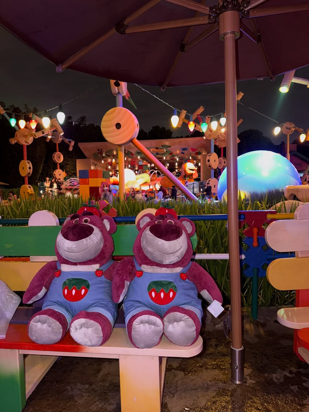 หน่อง - ธนา ฉัตรบริรักษ์