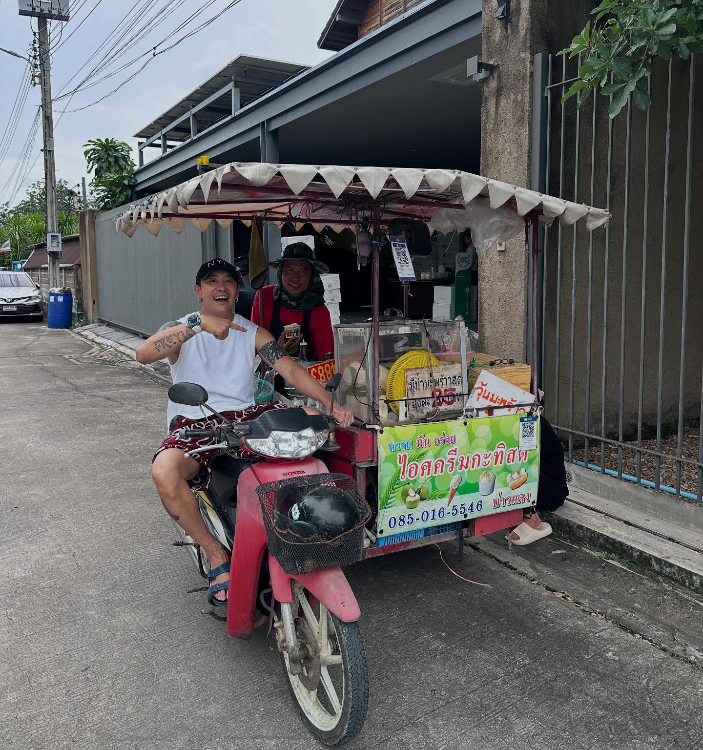 บอย - พิษณุ นิ่มสกุล