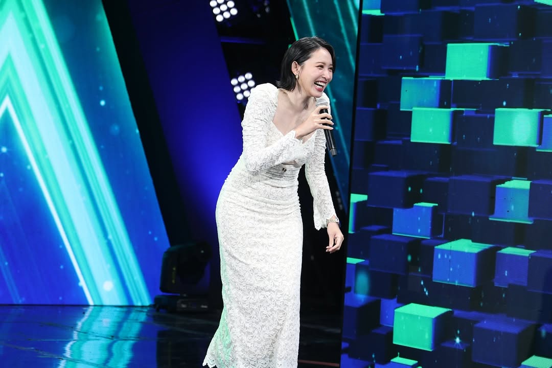เฌอเบลล์ - ลัลณ์ลลิน เตจะสา เวศซ์