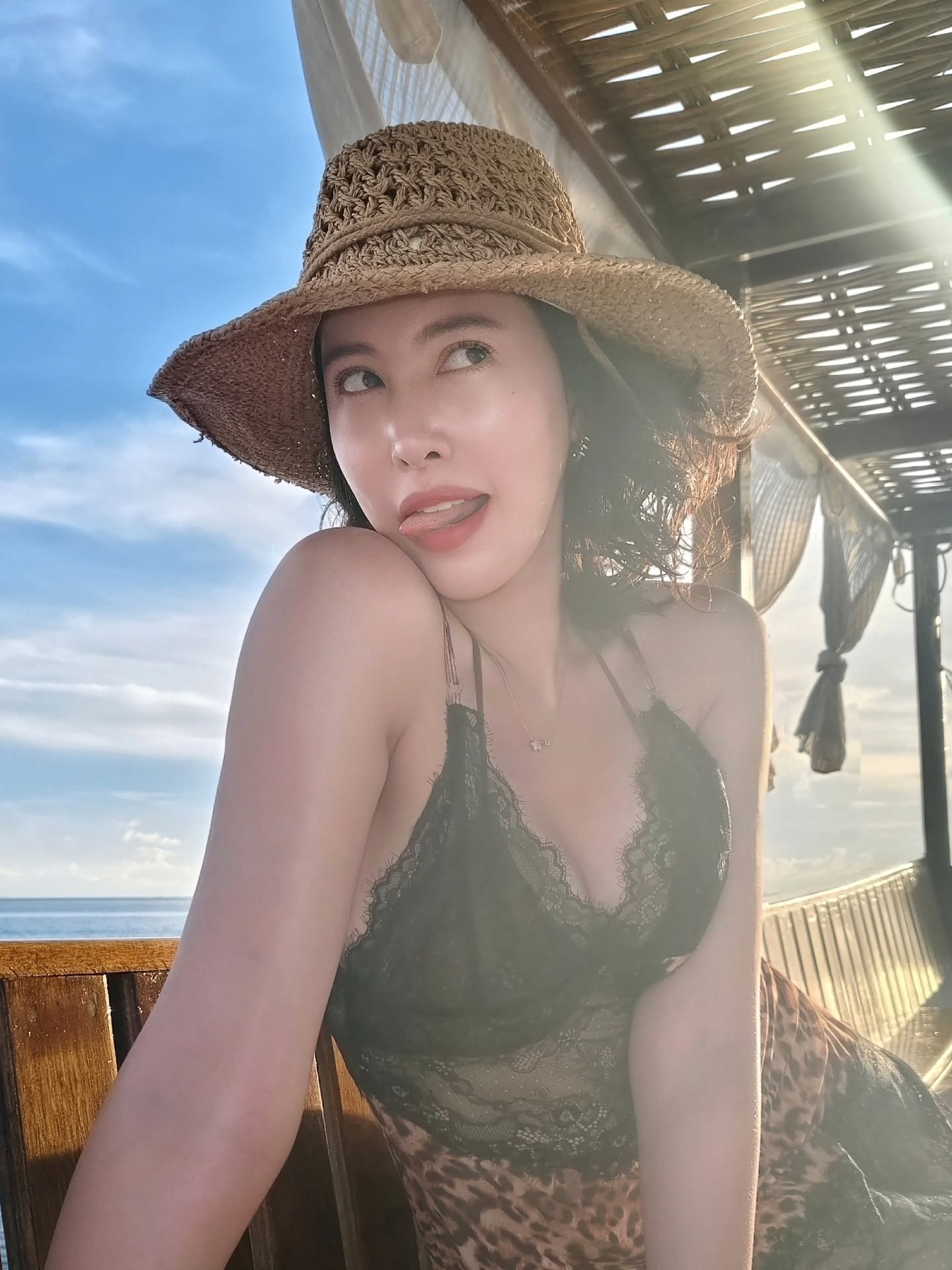 เฌอเบลล์ - ลัลณ์ลลิน เตจะสา เวศซ์
