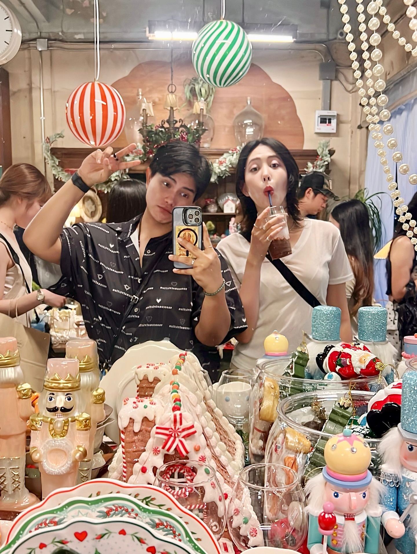 เฌอเบลล์ - ลัลณ์ลลิน เตจะสา เวศซ์