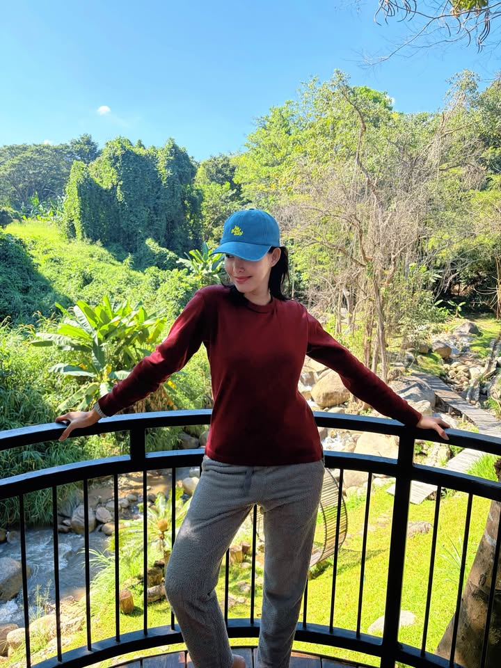 เฌอเบลล์ - ลัลณ์ลลิน เตจะสา เวศซ์