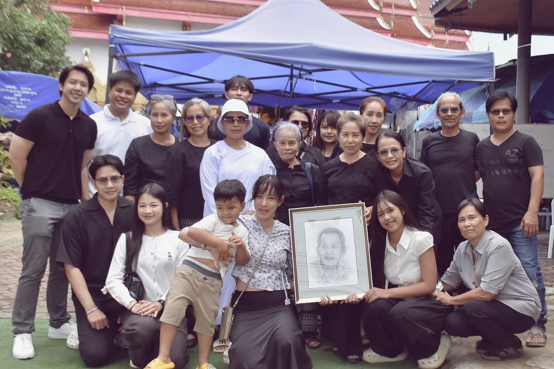 เฌอเบลล์ - ลัลณ์ลลิน เตจะสา เวศซ์