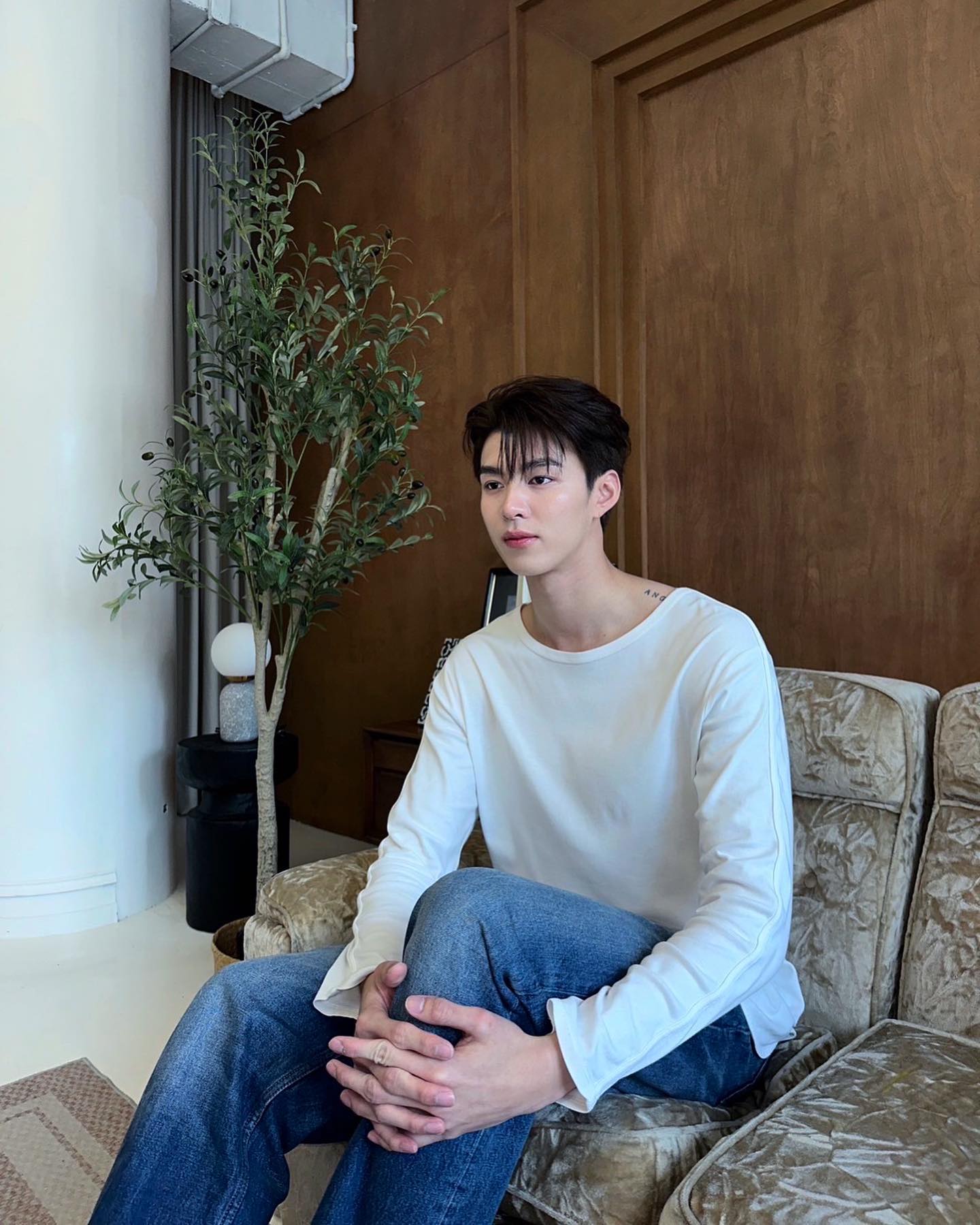 มีน - นิชคุณ ขจรบริรักษ์