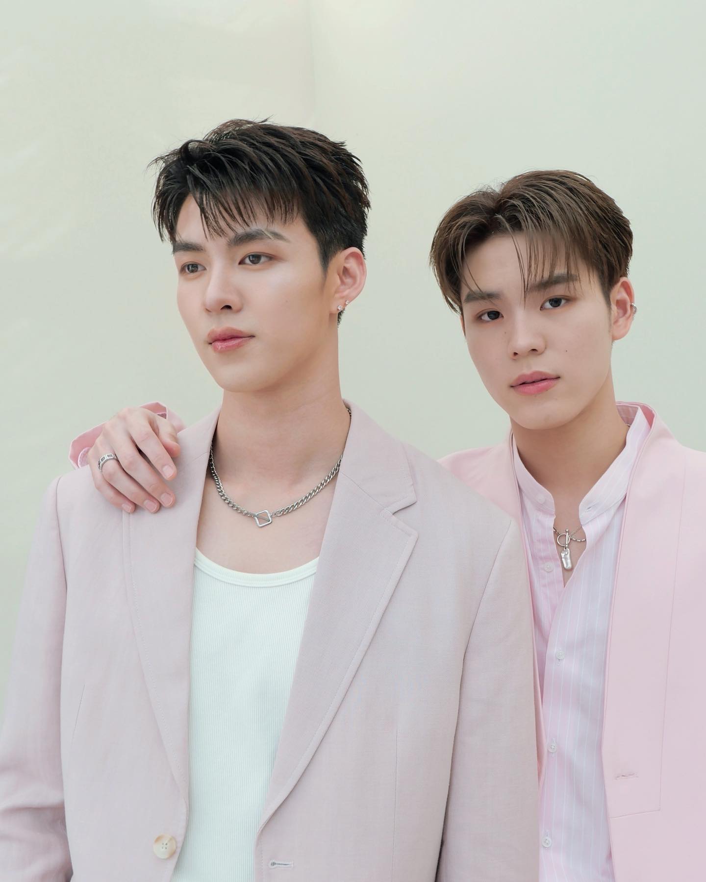 มีน - นิชคุณ ขจรบริรักษ์