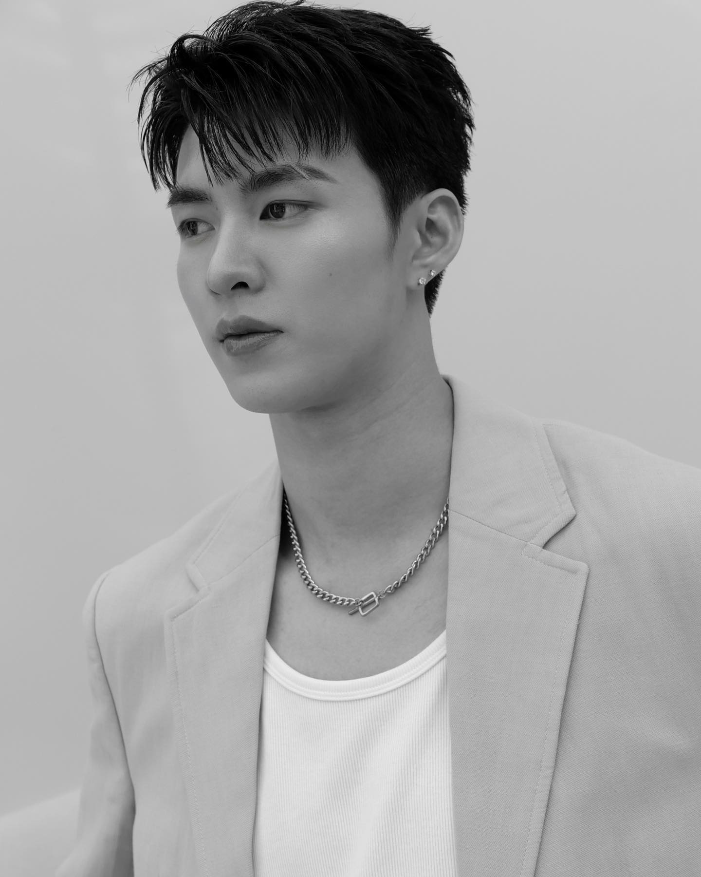มีน - นิชคุณ ขจรบริรักษ์