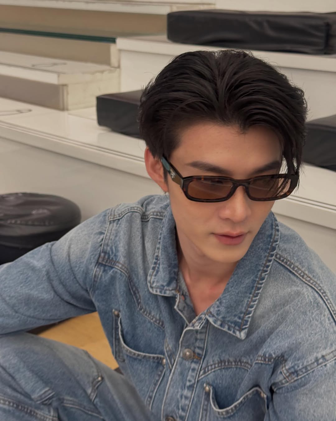 มีน - นิชคุณ ขจรบริรักษ์