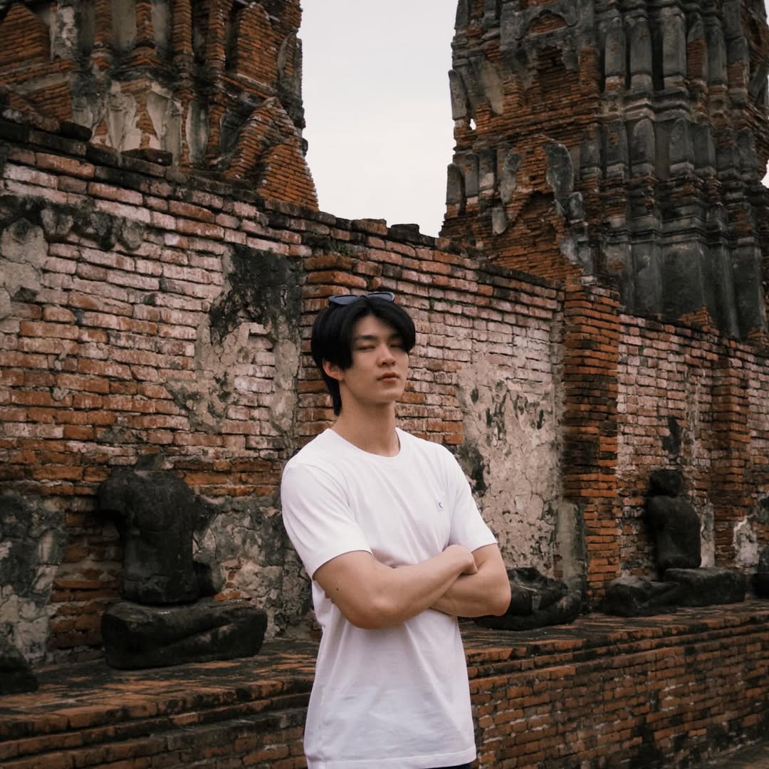 มีน - นิชคุณ ขจรบริรักษ์