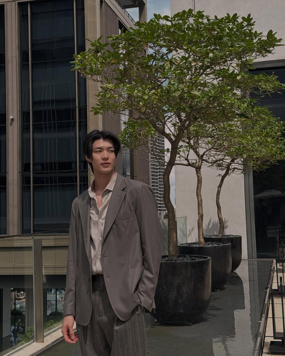 มีน - นิชคุณ ขจรบริรักษ์