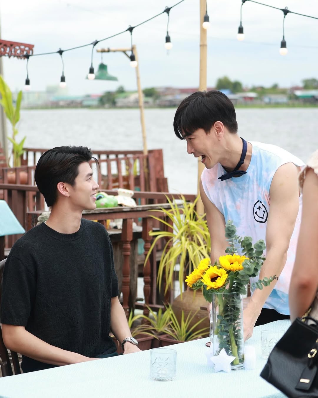 มีน - นิชคุณ ขจรบริรักษ์