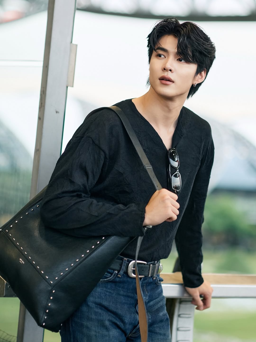 มีน - นิชคุณ ขจรบริรักษ์