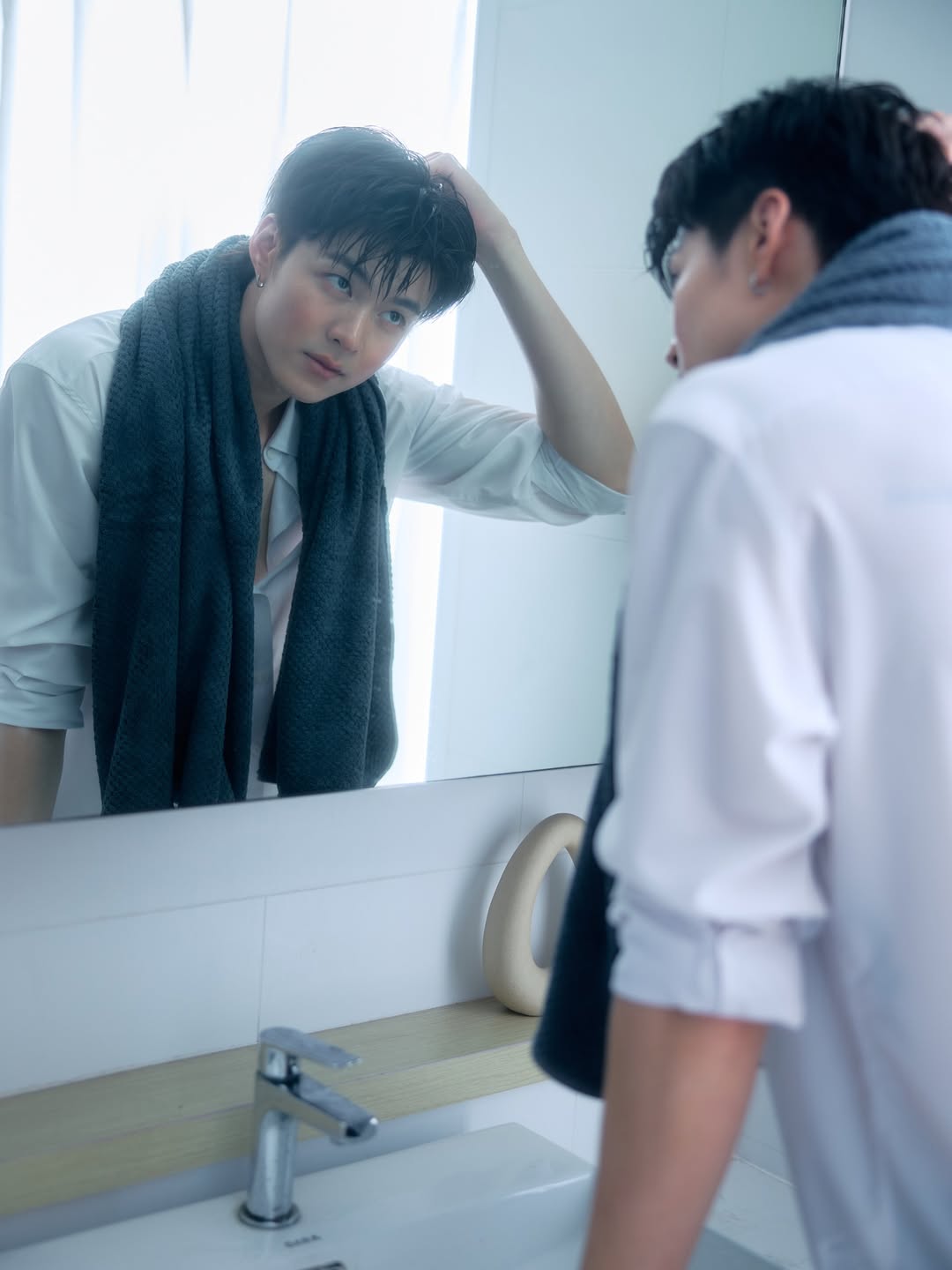 มีน - นิชคุณ ขจรบริรักษ์