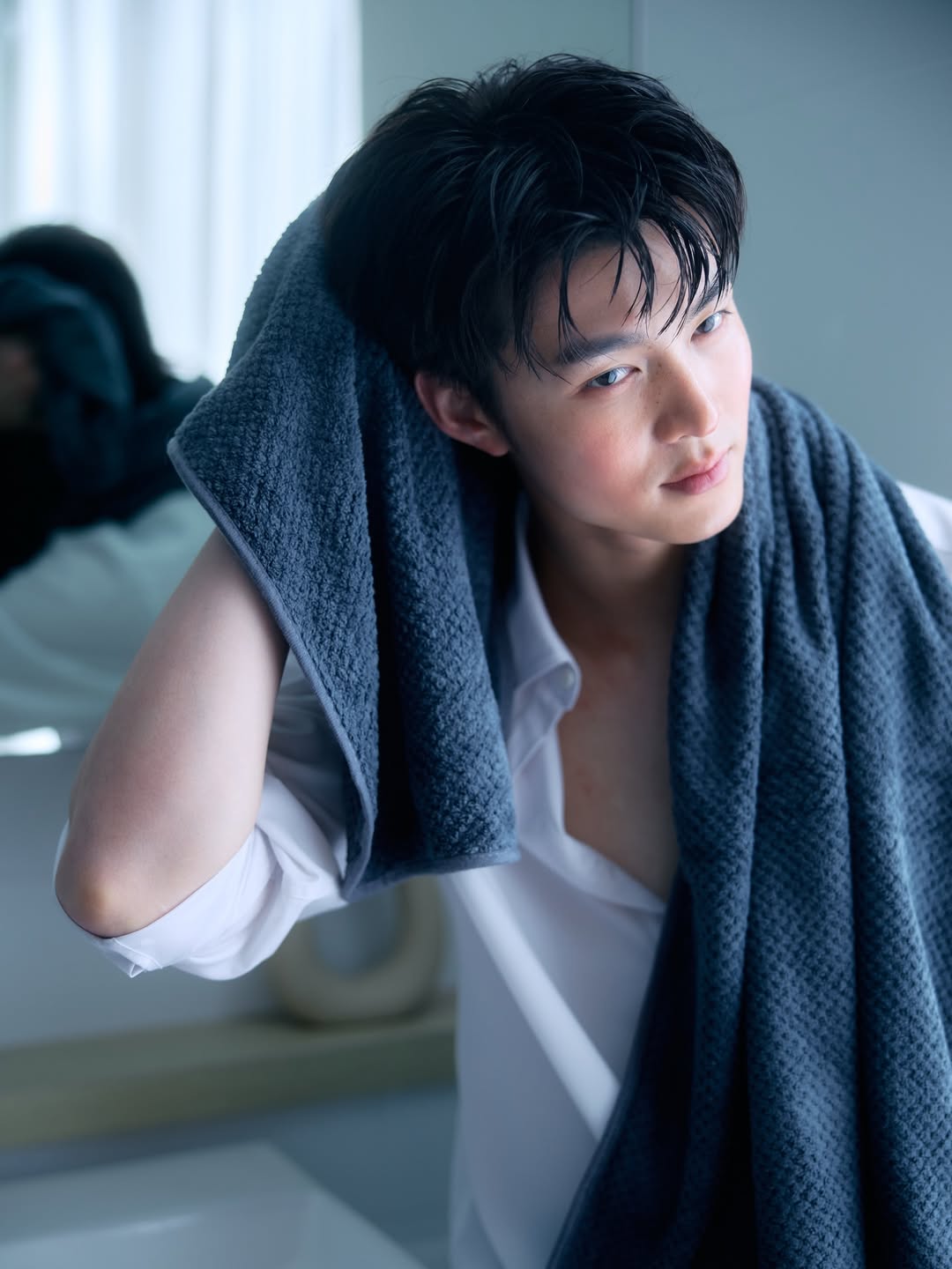 มีน - นิชคุณ ขจรบริรักษ์