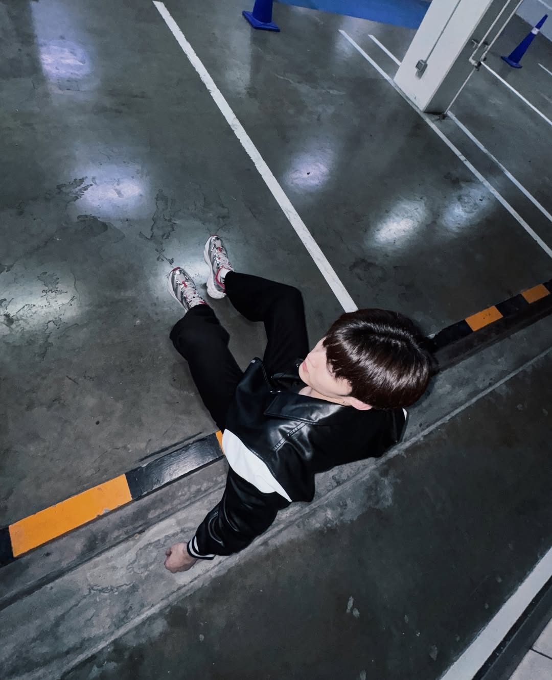 มีน - นิชคุณ ขจรบริรักษ์