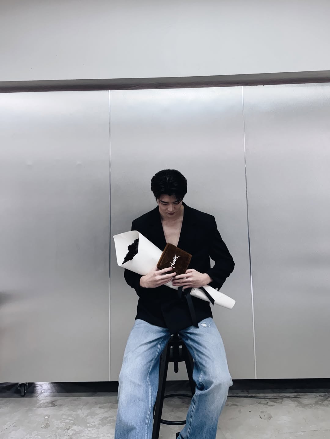 มีน - นิชคุณ ขจรบริรักษ์