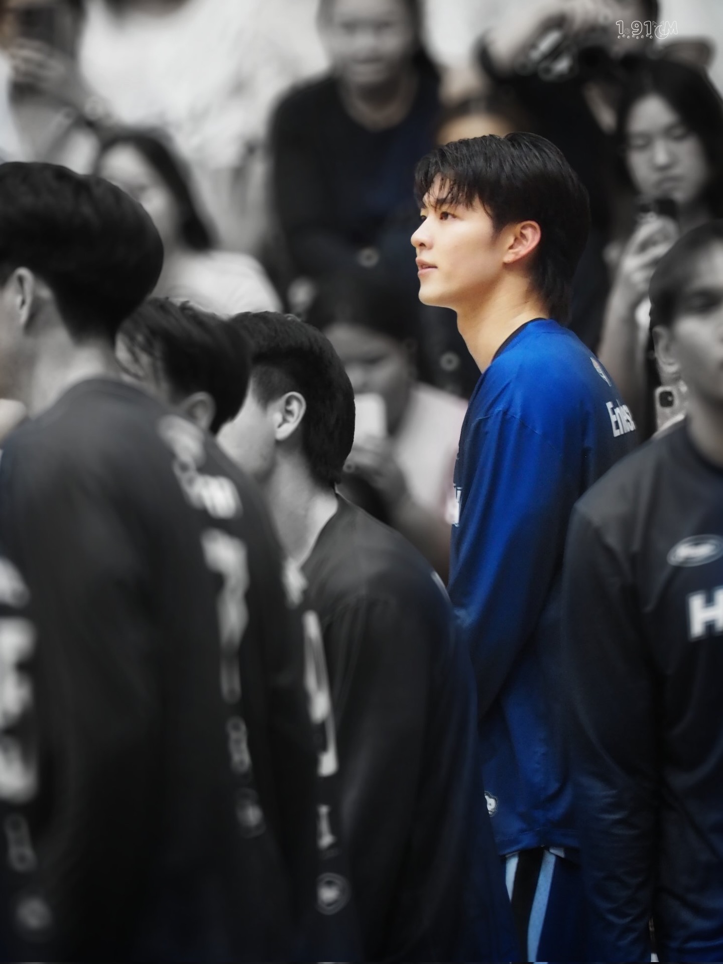 มีน - นิชคุณ ขจรบริรักษ์