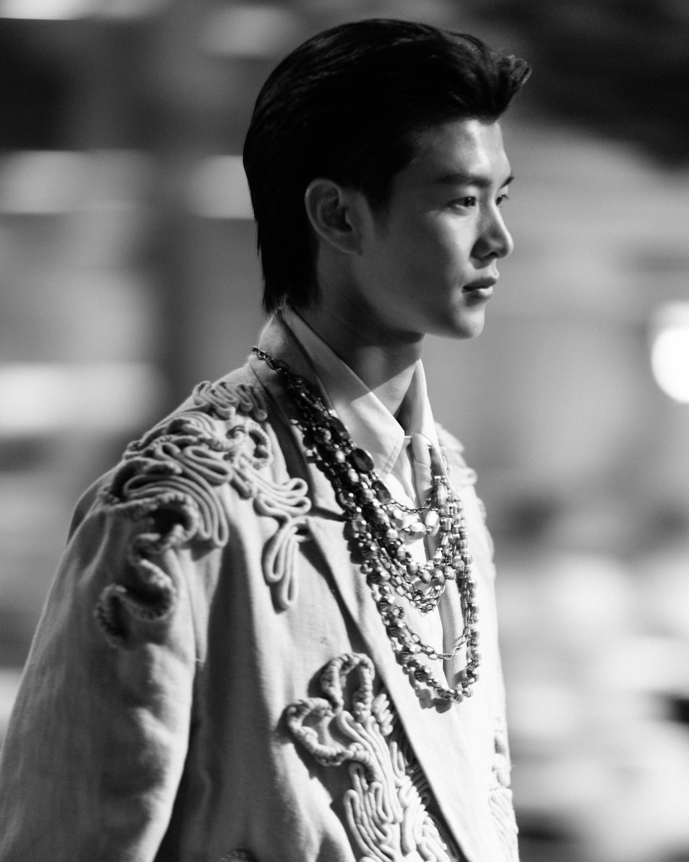 มีน - นิชคุณ ขจรบริรักษ์