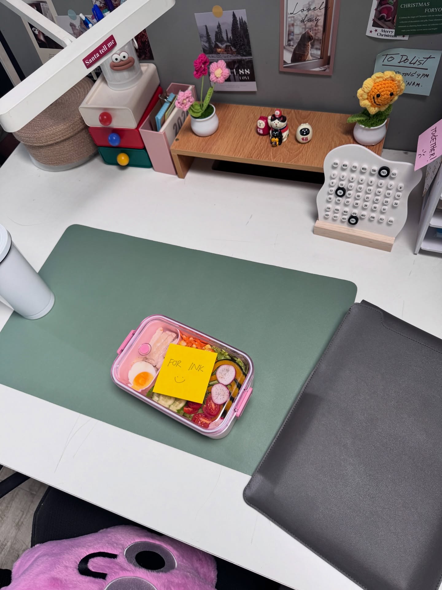 มีน - นิชคุณ ขจรบริรักษ์