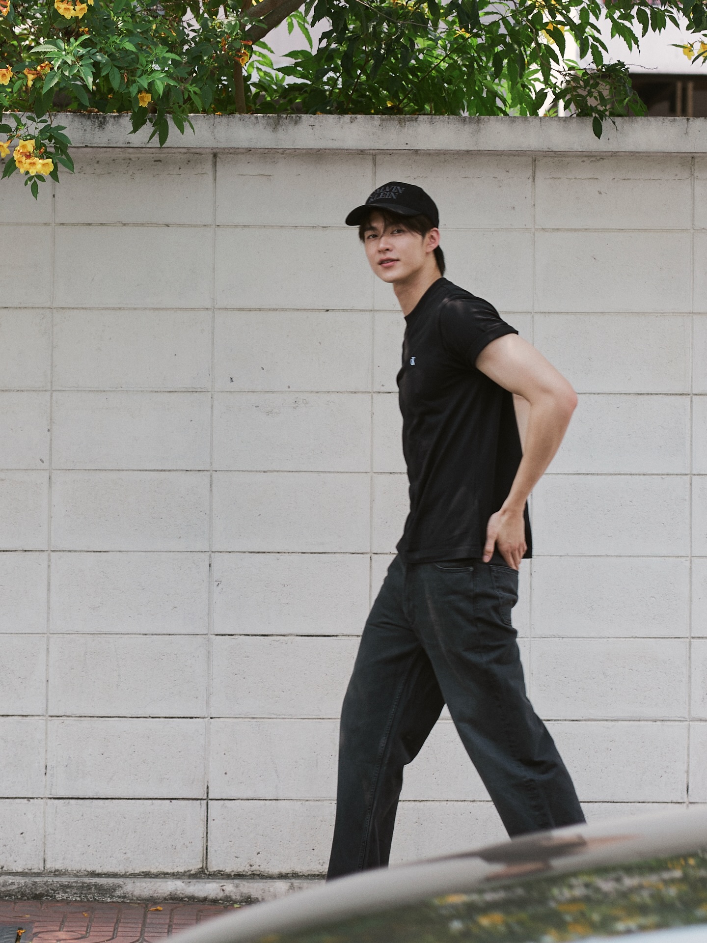 มีน - นิชคุณ ขจรบริรักษ์