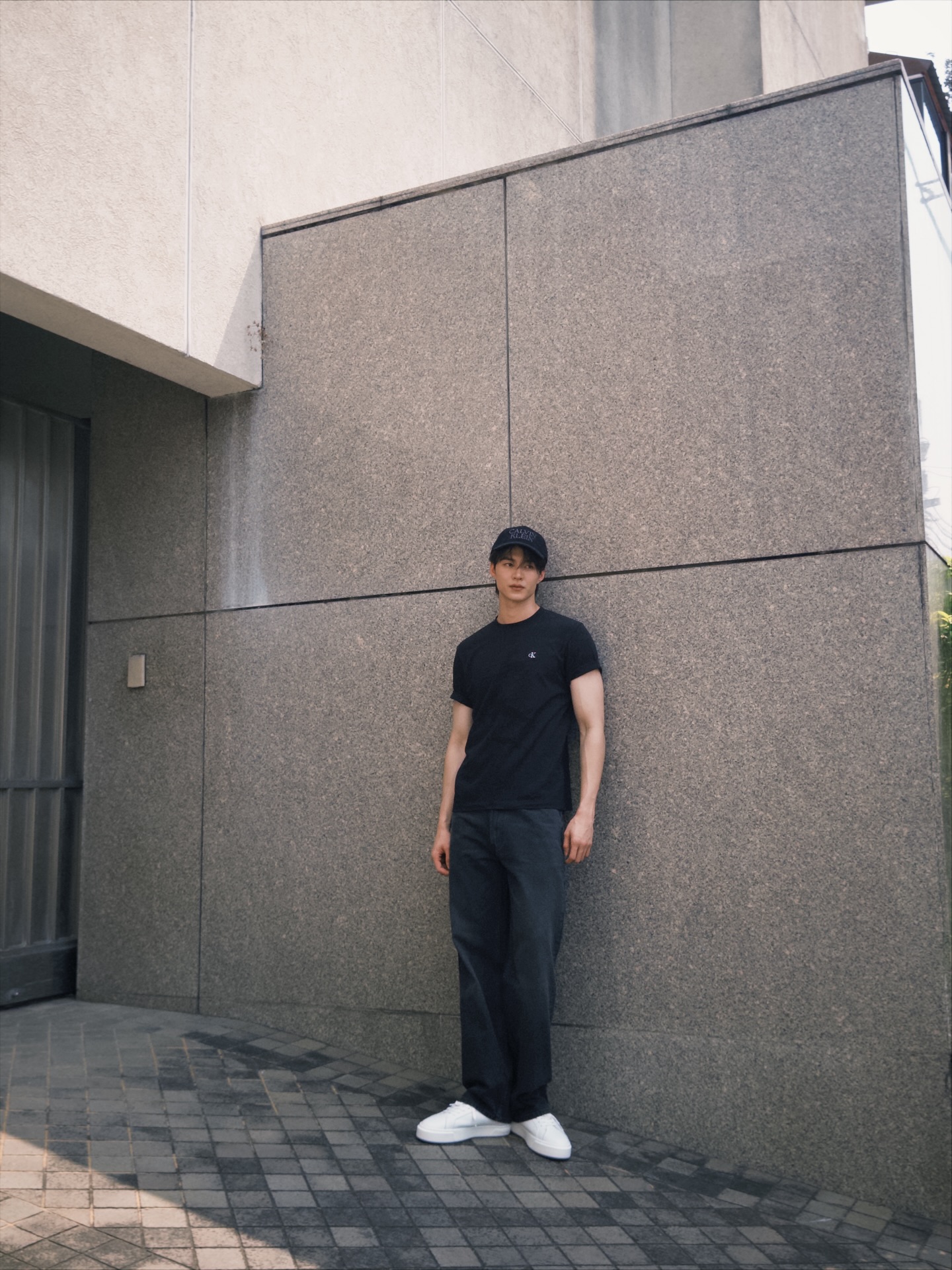 มีน - นิชคุณ ขจรบริรักษ์