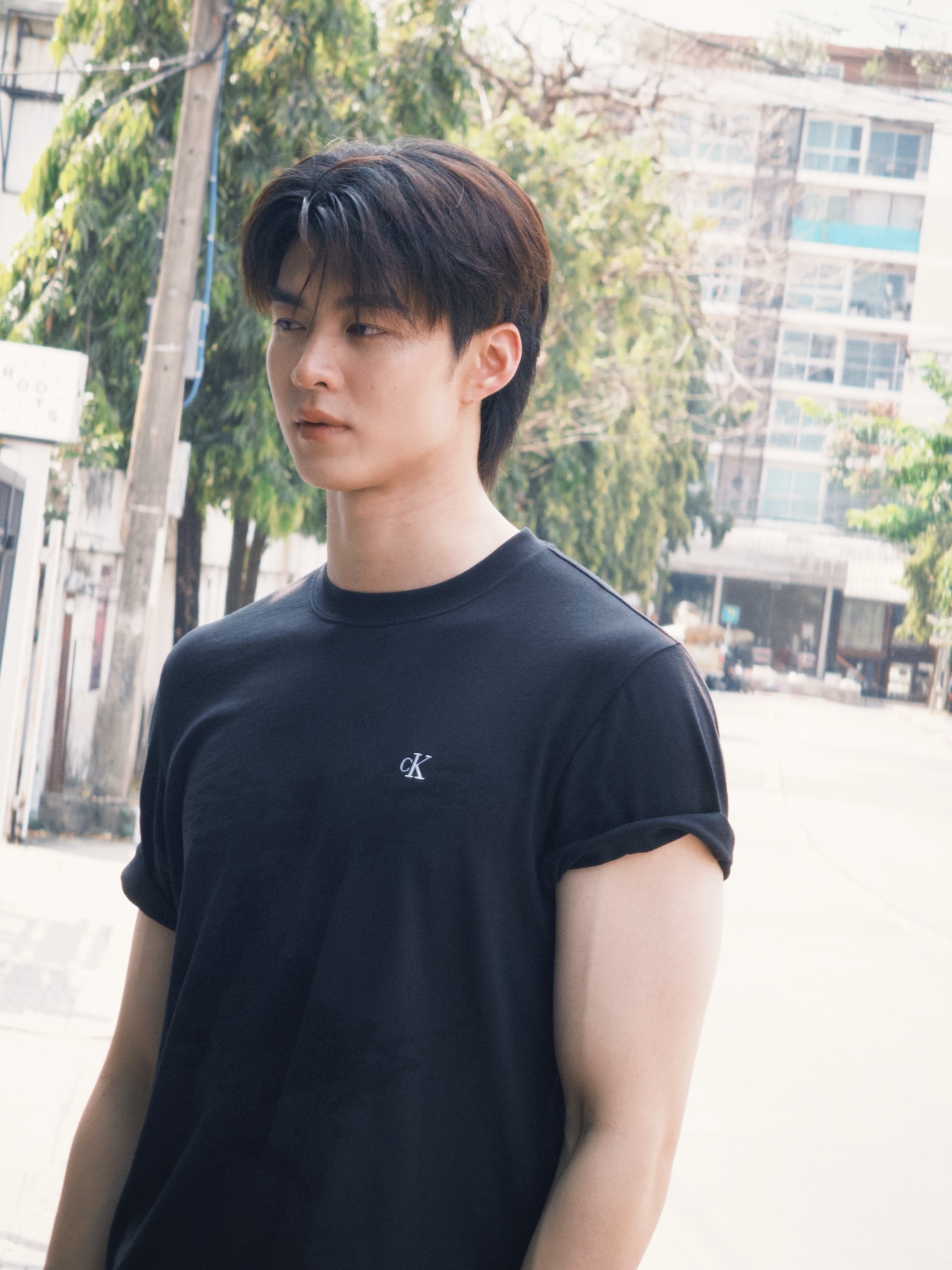 มีน - นิชคุณ ขจรบริรักษ์